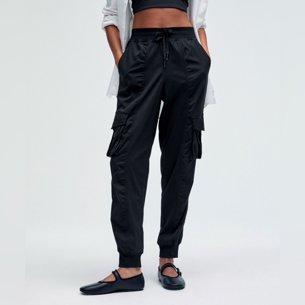 lululemon Dance Studio Relaxed-Fit Mod-Rise cargo jogger XL